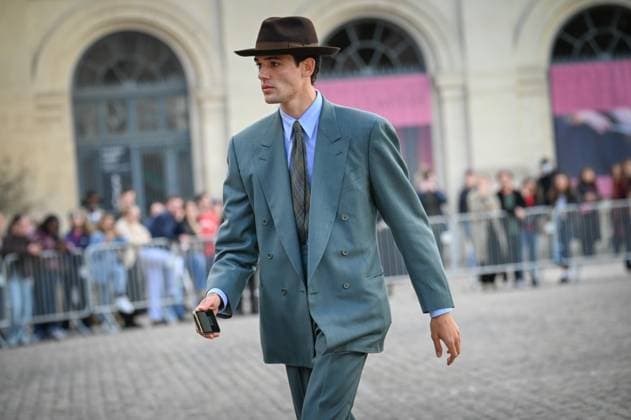 Paris Fashion Week spring summer 206 Vivienne Westwood show 449310 2025 10 04 Paris France  Copyright: xBarbaraxNeymanx xStarfacex STAR_449310_028
