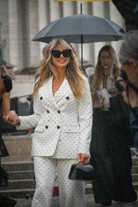 Paris Fashion Week spring summer 206 Elie Saab show Heidi Klum 449310 2025 10 04 Ethiopia  Copyright: xBarbaraxNeymanx xStarfacex STAR_449310_080