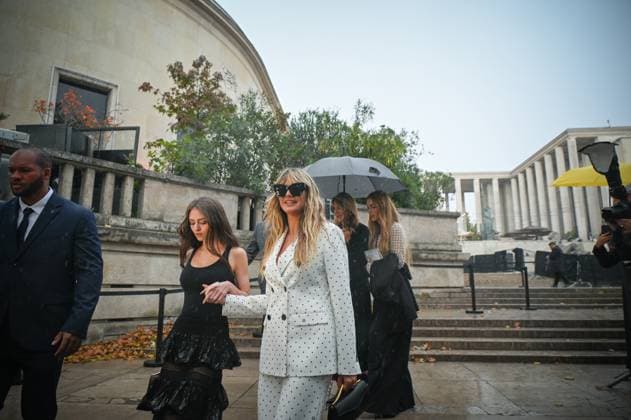 Paris Fashion Week spring summer 206 Elie Saab show Leni Klum and Heidi Klum 449310 2025 10 04 Ethiopia  Copyright: xBarbaraxNeymanx xStarfacex STAR_449310_085