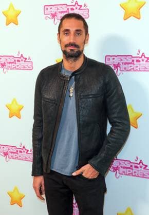 Dress To Impress Fashion Show in London, UK - 04 Oct 2025 Hugo Taylor seen arriving for the Dress To Impress Fashion Show at Somerset House in London. London United Kingdom Copyright: xBrettxCovex xSOPAxImagesx Hugo BDC_9746