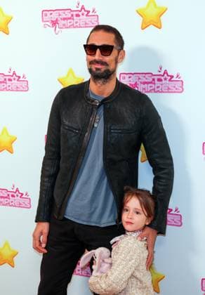Dress To Impress Fashion Show in London, UK - 04 Oct 2025 Hugo Taylor seen arriving for the Dress To Impress Fashion Show at Somerset House in London. London United Kingdom Copyright: xBrettxCovex xSOPAxImagesx Hugo BDC_9735