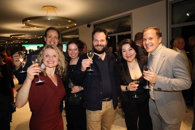 Die Fledermaus Premiere - Theater an der Wien Wien, Theater an der Wien, 04. 10. 2025 Jana KURUCOVA, Kresimir STRAZANAC, Thomas BLONDELLE, Hulkar SABIROVA, Petr POPELKA, Leon KOSAVIC