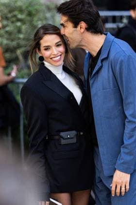 Kaka et sa femme Carol Dias quittent le défilé Hermès Collection Femme Prêt à Porter Printemps Eté 2026 lors de la Fashion Week de Paris PFW le 4 octobre 2025 Julien Sarkissian Bestimage Kaka and his wife Carol Dias leave the Hermès Womens Ready to Wear Spring Summer 2026 collection show during Paris Fashion Week PFW on October 4, 2025 Paris France  Copyright: xJulienxSarkissianx xBestimagexJulienxSarkissianx xBestimagex