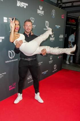 The Ultimate HYPE in Oberhausen Ginger Costello-Wollersheim und Freund Lukas beim Box-Event The Ultimate HYPE in der Rudolf-Weber-Arena Oberhausen am 4. Oktober 2025. Oberhausen Rudolf-Weber-Arena Nordrhein-Westfalen