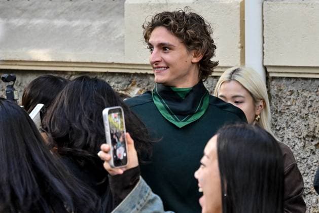 PFW Lacoste Outside Arrivals Vassili Schneider arriving at Lacoste show during Paris Fashion Week in Paris, France on October 5, 2025. Photo by Julien Reynaud APS-Medias ABACAPRESS.COM Paris France  Copyright: xReynaudxJulien APS-Medias ABACAx