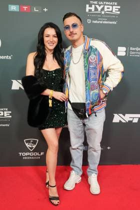 The Ultimate HYPE in Oberhausen Marvin Kleinen und Freundin Jennifer Degenhart beim Box-Event The Ultimate HYPE in der Rudolf-Weber-Arena Oberhausen am 4. Oktober 2025. Oberhausen Rudolf-Weber-Arena Nordrhein-Westfalen