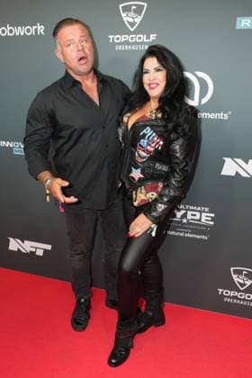 The Ultimate HYPE in Oberhausen Iris Klein & Stefan Braun beim Box-Event The Ultimate HYPE in der Rudolf-Weber-Arena Oberhausen am 4. Oktober 2025. Oberhausen Rudolf-Weber-Arena Nordrhein-Westfalen