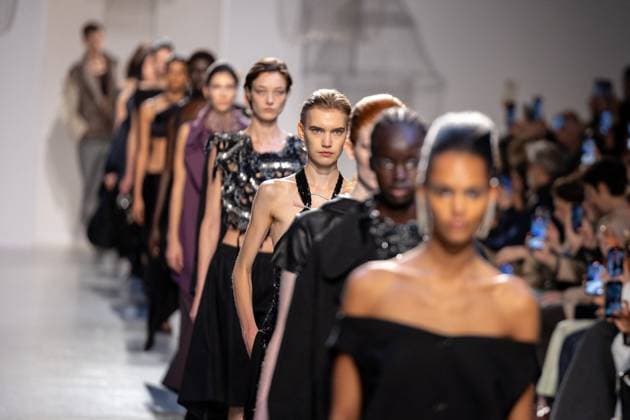 Runway Niccolo Pasqualetti Womenswear - PFW A model mannequin walks the runway during the Niccolò Pasqualetti Womenswear Spring Summer 2026 show as part of Paris Fashion Week on October 5, 2025 in Paris, France. Photo by Alexis Jumeau ABACAPRESS.COM Paris France  Copyright: xJumeauxAlexis ABACAx
