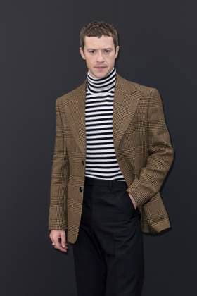 Joseph Quinn - Photo Call of Valentino Fashion Show, Spring Summer 2026 Collection as part of Paris Fashion Week, France, October 5th 2025 Olivier Borde Bestimage Photo Call of Valentino Fashion Show, Spring Summer 2026 Collection as part of Paris Fashion Week, France, October 5th 2025 Paris France  Copyright: xOLIVIERxBORDEx xBESTIMAGExOLIVIERxBORDEx xBESTIMAGEx
