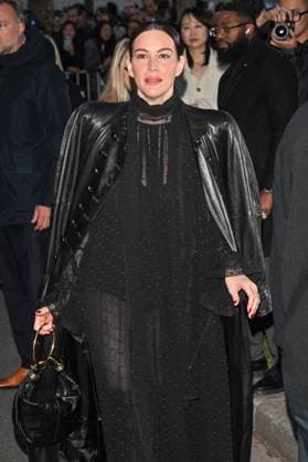 PFW Chloe Outside Arrivals Liv Tyler arriving at Chloe show during Paris Fashion Week in Paris, France on October 5, 2025. Photo by Julien Reynaud APS-Medias ABACAPRESS.COM Paris France  Copyright: xReynaudxJulien APS-Medias ABACAx