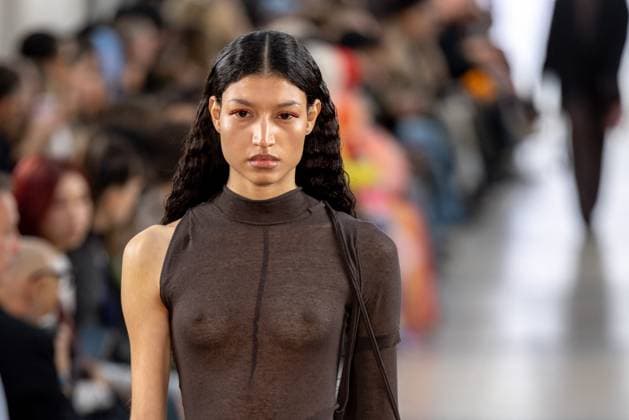 Runway Ottolinger Womenswear - PFW A model mannequin walks the runway during the Ottolinger Womenswear Spring Summer 2026 show as part of Paris Fashion Week on October 05, 2025 in Paris, France. Photo by Alexis Jumeau ABACAPRESS.COM Paris France  Copyright: xJumeauxAlexis ABACAx
