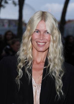 Claudia Schiffer arrives at the Chloe Collection Femme Prêt à Porter Printemps Eté 2026 fashion show as part of Paris Fashion Week PFW in Paris, France, on October 5, 2025 Denis Guignebourg Bestimage Arrivals at the Chloe fashion show as part of Spring Summer 2026 Paris Fashion Week in Paris, France, on October 5, 2025 Paris France  Copyright: xDenisxGuignebourgx xBestimagexDenisxGuignebourgx xBestimagex