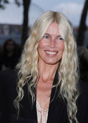 Claudia Schiffer arrives at the Chloe Collection Femme Prêt à Porter Printemps Eté 2026 fashion show as part of Paris Fashion Week PFW in Paris, France, on October 5, 2025 Denis Guignebourg Bestimage Arrivals at the Chloe fashion show as part of Spring Summer 2026 Paris Fashion Week in Paris, France, on October 5, 2025 Paris France  Copyright: xDenisxGuignebourgx xBestimagexDenisxGuignebourgx xBestimagex