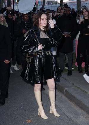 Aimee Lou Wood arrives at the Chloe Collection Femme Prêt à Porter Printemps Eté 2026 fashion show as part of Paris Fashion Week PFW in Paris, France, on October 5, 2025 Denis Guignebourg Bestimage Arrivals at the Chloe fashion show as part of Spring Summer 2026 Paris Fashion Week in Paris, France, on October 5, 2025 Paris France  Copyright: xDenisxGuignebourgx xBestimagexDenisxGuignebourgx xBestimagex