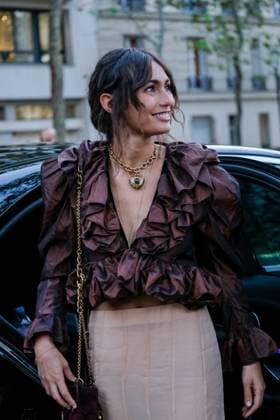 PFW - Chloe Outside Arrivals Guest arrives at the Chloe fashion show during the Womenswear Spring Summer 2026 as part of Paris Fashion Week on October 05, 2025 in Paris, France. Photo by Robin Psaila ABACAPRESS.COM Paris France  Copyright: xPsailaxRobin ABACAx