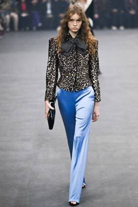 PFW Valentino Runway A model walks the runway during the Valentino Womenswear Spring Summer 2026 show as part of Paris Fashion Week in Paris, France on October 05, 2025. Photo by Aurore Marechal ABACAPRESS.COM Paris France  Copyright: xMarechalxAurore ABACAx