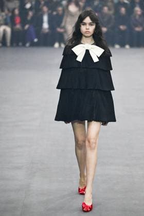 PFW Valentino Runway A model walks the runway during the Valentino Womenswear Spring Summer 2026 show as part of Paris Fashion Week in Paris, France on October 05, 2025. Photo by Aurore Marechal ABACAPRESS.COM Paris France  Copyright: xMarechalxAurore ABACAx