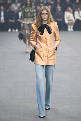 PFW Valentino Runway A model walks the runway during the Valentino Womenswear Spring Summer 2026 show as part of Paris Fashion Week in Paris, France on October 05, 2025. Photo by Aurore Marechal ABACAPRESS.COM Paris France  Copyright: xMarechalxAurore ABACAx