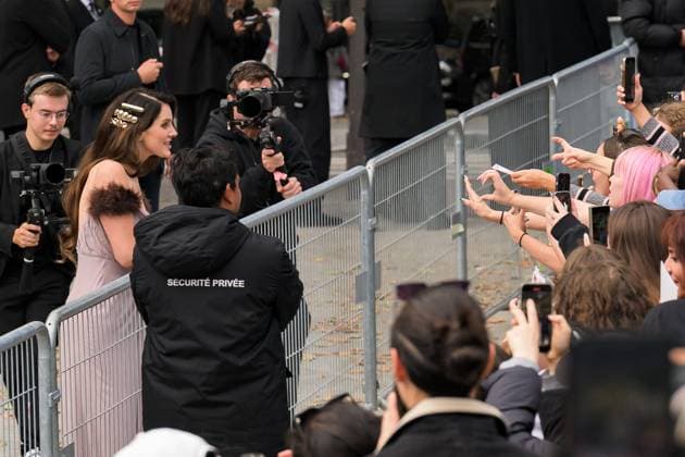PFW Valentino Outside Arrivals Lana Del Rey attends the Valentino Womenswear Spring Summer 2026 show as part of Paris Fashion Week on October 05, 2025 in Paris, France. Photo by Laurent Zabulon ABACAPRESS.COM Paris France  Copyright: xZabulonxLaurent ABACAx