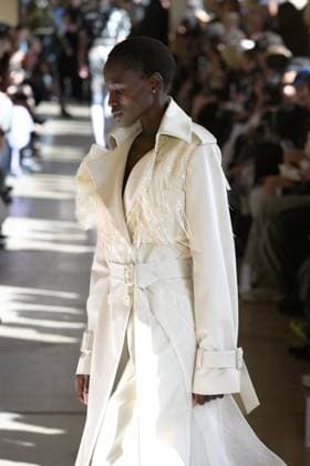 PFW - Shuting Qiu Runway A model walks the runway during the Shuting Qiu Womenswear Spring Summer 2026 show as part of Paris Fashion Week on October 5, 2025 in Paris, France. Photo by Jana Call me J ABACAPRESS.COM Paris Ile de France France  Copyright: xJanaxCallxmexJ ABACAx