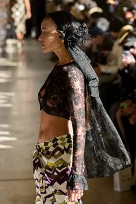 PFW - Shuting Qiu Runway A model walks the runway during the Shuting Qiu Womenswear Spring Summer 2026 show as part of Paris Fashion Week on October 5, 2025 in Paris, France. Photo by Jana Call me J ABACAPRESS.COM Paris Ile de France France  Copyright: xJanaxCallxmexJ ABACAx