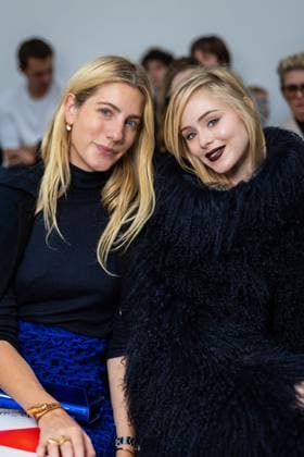 Guest and Loreto Perlata People at the Akris Womens Ready to Wear Spring Summer 2026 Collection show during Paris Fashion Week PFW on October 5, 2025 Julien Sarkissian Bestimage People at the Akris Womens Ready to Wear Spring Summer 2026 Collection show during Paris Fashion Week PFW on October 5, 2025 Paris France  Copyright: xJulienxSarkissianx xBestimagexJulienxSarkissianx xBestimagex