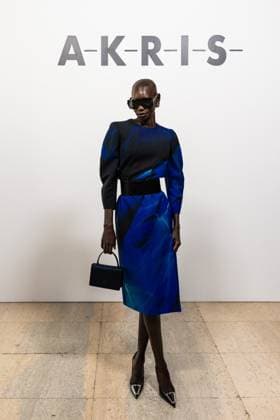 Adot Gak People at the Akris Womens Ready to Wear Spring Summer 2026 Collection show during Paris Fashion Week PFW on October 5, 2025 Julien Sarkissian Bestimage People at the Akris Womens Ready to Wear Spring Summer 2026 Collection show during Paris Fashion Week PFW on October 5, 2025 Paris France  Copyright: xJulienxSarkissianx xBestimagexJulienxSarkissianx xBestimagex