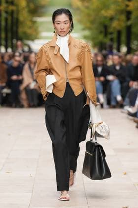 (251006) -- PARIS, Oct. 6, 2025 -- A model presents creations from the ready-to-wear Spring Summer 2026 collections by CELINE during the Paris Fashion Week in Paris, France, on Oct. 5, 2025. ( Handout via Xinhua) FRANCE-PARIS-FASHION WEEK-CELINE MeetEurope 