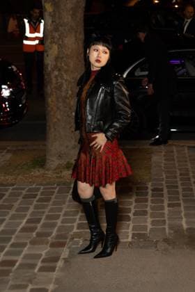 Valerie Zhang People at the McQueen Womens Ready to Wear Spring Summer 2026 Collection show during Paris Fashion Week PFW on October 5, 2025 Julien Sarkissian Bestimage People at the McQueen Womens Ready to Wear Spring Summer 2026 Collection show during Paris Fashion Week PFW on October 5, 2025 Paris France  Copyright: xJulienxSarkissianx xBestimagexJulienxSarkissianx xBestimagex