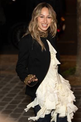 Isabelle Allain aka Izzipoopi People at the McQueen Womens Ready to Wear Spring Summer 2026 Collection show during Paris Fashion Week PFW on October 5, 2025 Julien Sarkissian Bestimage People at the McQueen Womens Ready to Wear Spring Summer 2026 Collection show during Paris Fashion Week PFW on October 5, 2025 Paris France  Copyright: xJulienxSarkissianx xBestimagexJulienxSarkissianx xBestimagex