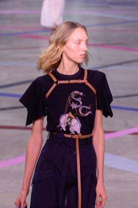 PFW - Shiatzy Chen Runway A model walks the runway during the Shiatzy Chen Womenswear Spring Summer 2026 show as part of Paris Fashion Week on October 6, 2025 in Paris, France. Photo by Jana Call me J ABACAPRESS.COM Paris Ile de France France  Copyright: xJanaxCallxmexJ ABACAx