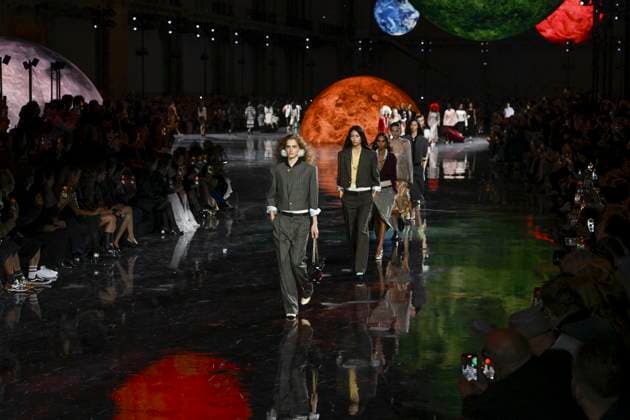 Chanel mode 449385 2025 10 06  Copyright: xSergexArnalx xStarfacex STAR_449385_046