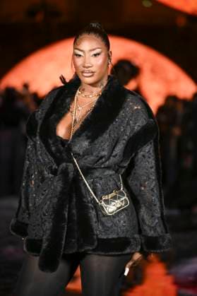 Paris Fashion Week Celebrities at Defile Chanel Aya Nakamura 449386 2025 10 06 France  Copyright: xSergexArnalx xStarfacex STAR_449386_015