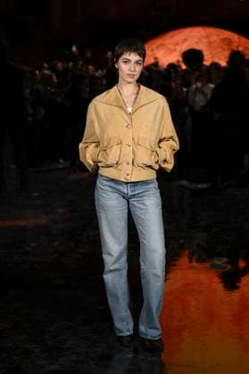 Paris Fashion Week Celebrities at Defile Chanel Anamaria Vartolomei 449386 2025 10 06 France  Copyright: xSergexArnalx xStarfacex STAR_449386_181