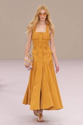 PFW - Zimmermann Runway A model walks the runway during the Zimmermann Womenswear Spring Summer 2026 show as part of Paris Fashion Week on October 6, 2025 in Paris, France. Photo by Alain-Gil Gonzalez ABACAPRESS.COM Paris France  Copyright: xGonzalezxAlain-Gil ABACAx