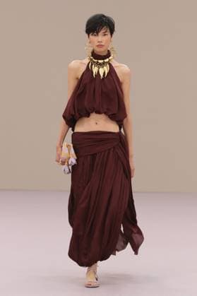 PFW - Zimmermann Runway A model walks the runway during the Zimmermann Womenswear Spring Summer 2026 show as part of Paris Fashion Week on October 6, 2025 in Paris, France. Photo by Alain-Gil Gonzalez ABACAPRESS.COM Paris France  Copyright: xGonzalezxAlain-Gil ABACAx