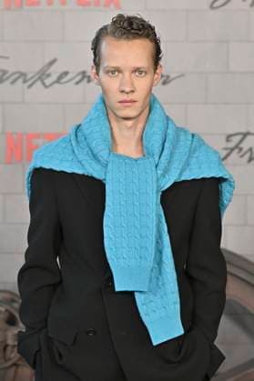 Felix Kammerer bei der Premiere des Kinofilms Frankenstein im Academy Museum of Motion Pictures. Los Angeles, 06.10.2025