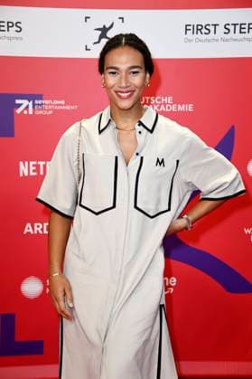 Marie Mouroum bei der 26. Verleihung der First Steps Awards 2025 im Theater des Westens. Berlin, 06.10.2025 *** Marie Mouroum at the 26th presentation of the First Steps Awards 2025 at the Theater des Westens Berlin, 06 10 2025 Foto:xN.xKubelkax xFuturexImagex steps_5221