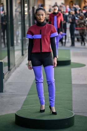PFW Pierre Cardin Runway A model walks the runway during Pierre Cardin show during Paris Fashion Week in Paris, France on October 7, 2025. Photo by Julien Reynaud APS-Medias ABACAPRESS.COM Paris France  Copyright: xReynaudxJulien APS-Medias ABACAx