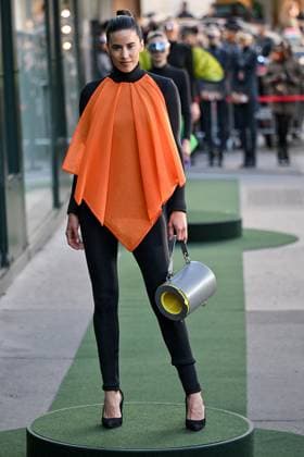 PFW Pierre Cardin Runway A model walks the runway during Pierre Cardin show during Paris Fashion Week in Paris, France on October 7, 2025. Photo by Julien Reynaud APS-Medias ABACAPRESS.COM Paris France  Copyright: xReynaudxJulien APS-Medias ABACAx