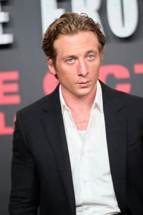 ˜Springsteen: Deliver Me From Nowhere™ Madrid Premiere Jeremy Allen White attends ˜Springsteen: Deliver Me From Nowhere™ Premiere at Callao Cinema on October 7, 2025 in Madrid, Spain Photo by IMAGO MPG Madrid Callao Cinema Madrid Spain  Copyright: xMPGx