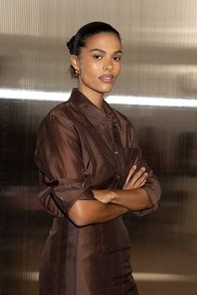 Tina Kunakey au défilé AJE Collection Prêt à Porter Printemps Été 2026 lors de la Fashion Week de Paris PFW , le 7 Octobre 2025 Jeremy MELLOUL Bestimage Celebrities at AJE Fashion Show Ready to Wear Collection Spring Summer 2026 during Paris Fashion Week on 7th, October, 2025  Copyright: xJeremyxMelloulx xBestimagexJeremyxMelloulx xBestimagex