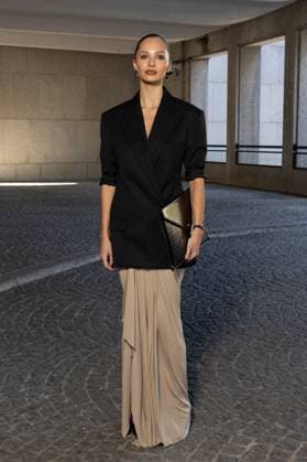 Pia Mance au défilé Christopher Esber Collection Prêt à Porter Printemps Été 2026 lors de la Fashion Week de Paris PFW , le 7 Octobre 2025 Jeremy MELLOUL Bestimage Celebrities at Christopher Esber Fashion Show Ready to Wear Collection Spring Summer 2026 during Paris Fashion Week on 7th, October, 2025  Copyright: xJeremyxMelloulx xBestimagexJeremyxMelloulx xBestimagex