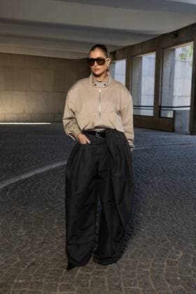 Darja Barannik au défilé Christopher Esber Collection Prêt à Porter Printemps Été 2026 lors de la Fashion Week de Paris PFW , le 7 Octobre 2025 Jeremy MELLOUL Bestimage Celebrities at Christopher Esber Fashion Show Ready to Wear Collection Spring Summer 2026 during Paris Fashion Week on 7th, October, 2025  Copyright: xJeremyxMelloulx xBestimagexJeremyxMelloulx xBestimagex