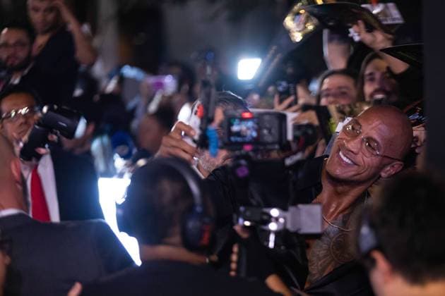 October 7, 2025, Mexico City, Mexico: DWAYNE JOHNSON, producer and lead actor, along with director BENNY SAFDIE , presented the film The Smashing Machine at a special fan event in Mexico City. Mexico City Mexico - ZUMAl178 20251007_znp_l178_010 Copyright: xCristianxLeyvax