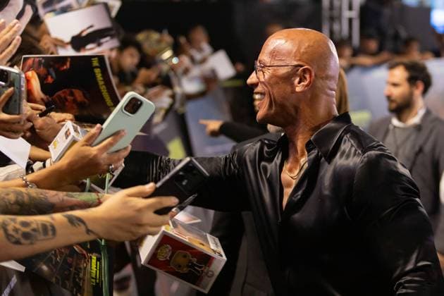 October 7, 2025, Mexico City, Mexico: DWAYNE JOHNSON, producer and lead actor, along with director BENNY SAFDIE , presented the film The Smashing Machine at a special fan event in Mexico City. Mexico City Mexico - ZUMAl178 20251007_znp_l178_024 Copyright: xCristianxLeyvax