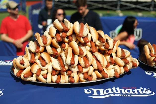2021 Nathan s Famous International Hot Dog Eating Contest NEW YORK, USA - JULY 04: Contestants compete in the 2021 Nathan s Famous International Hot Dog Eating Contest at Maimonides Park of Coney Island in the Brooklyn borough of New York City, United States on July 4, 2021. New York United States. Editorial use only. Please get in touch for any other usage.  Copyright: x2025xAnadoluxTayfunxCoÅükunx