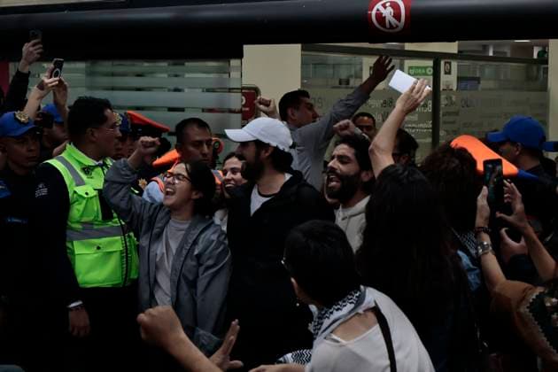 October 8, 2025, Mexico, Cdmx, Mexico: This Wednesday, SOL GONZALEZ EGUIA, ERNESTO LEDESMA ARRONTE, ARLIN MEDRANO GUZMAN, CARLOS PEREZ OSORIO, DIEGO VAZQUEZ GALINDO, and LAURA ALEJANDRA VELEZ RUIZ GAITAN arrived repatriated after being intercepted and detained by the State of Israel while attempting to deliver aid to the Palestinian people on the SUMUD Global Flotilla. The Mexican government, through the Ministry of Foreign Affairs (SRE), was responsible for the accompaniment and repatriation of these activists for their arrival at Mexico City International Airport Mexico Mexico - ZUMAp204 20251008_zip_p204_002 Copyright: xJosuexPerezx