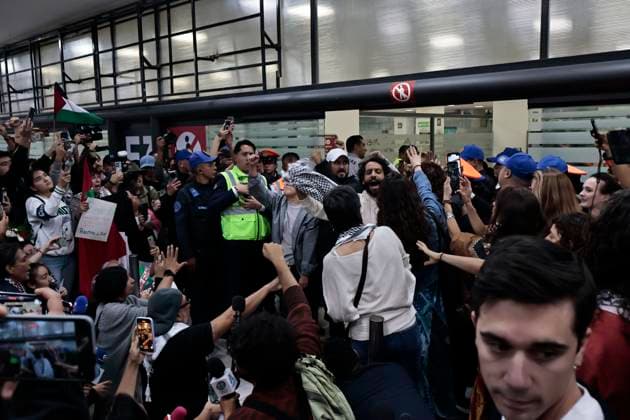 October 8, 2025, Mexico, Cdmx, Mexico: This Wednesday, SOL GONZALEZ EGUIA, ERNESTO LEDESMA ARRONTE, ARLIN MEDRANO GUZMAN, CARLOS PEREZ OSORIO, DIEGO VAZQUEZ GALINDO, and LAURA ALEJANDRA VELEZ RUIZ GAITAN arrived repatriated after being intercepted and detained by the State of Israel while attempting to deliver aid to the Palestinian people on the SUMUD Global Flotilla. The Mexican government, through the Ministry of Foreign Affairs (SRE), was responsible for the accompaniment and repatriation of these activists for their arrival at Mexico City International Airport Mexico Mexico - ZUMAp204 20251008_zip_p204_003 Copyright: xJosuexPerezx