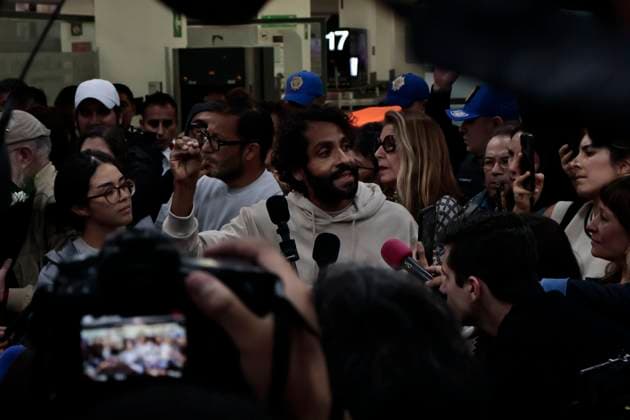 October 8, 2025, Mexico, Cdmx, Mexico: This Wednesday, SOL GONZALEZ EGUIA, ERNESTO LEDESMA ARRONTE, ARLIN MEDRANO GUZMAN, CARLOS PEREZ OSORIO, DIEGO VAZQUEZ GALINDO, and LAURA ALEJANDRA VELEZ RUIZ GAITAN arrived repatriated after being intercepted and detained by the State of Israel while attempting to deliver aid to the Palestinian people on the SUMUD Global Flotilla. The Mexican government, through the Ministry of Foreign Affairs (SRE), was responsible for the accompaniment and repatriation of these activists for their arrival at Mexico City International Airport Mexico Mexico - ZUMAp204 20251008_zip_p204_012 Copyright: xJosuexPerezx